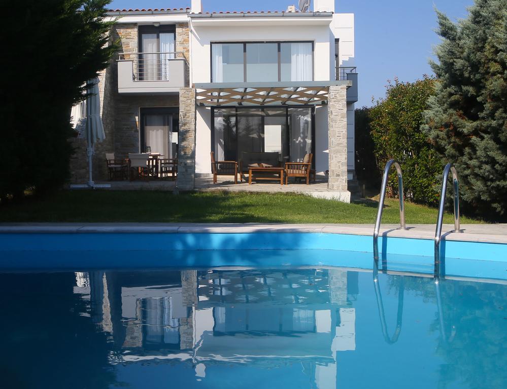Sunny Sani Luxury Villas Cameră foto