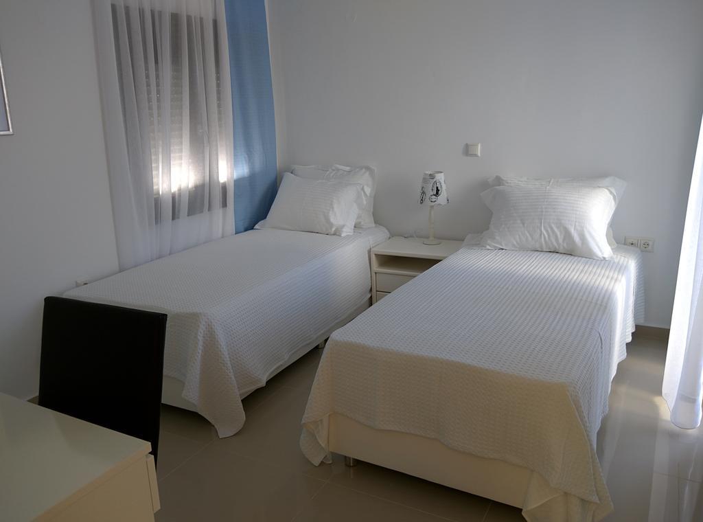 Sunny Sani Luxury Villas Cameră foto